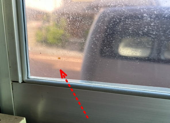 そのフィルムは痛んでいます