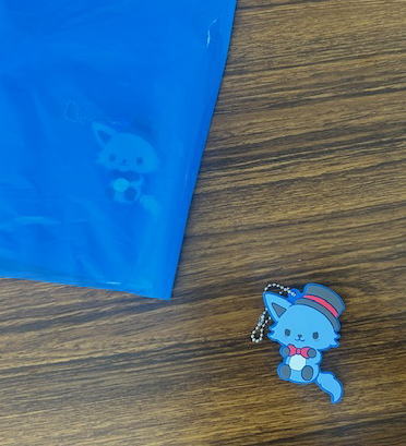 青の透け具合2